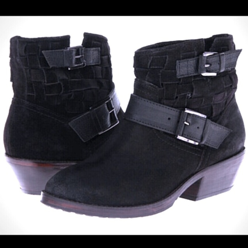 🌸2/$25 Adam Tucker Black Slouchy Suede Bootie Buckles Basketweave Heeled
